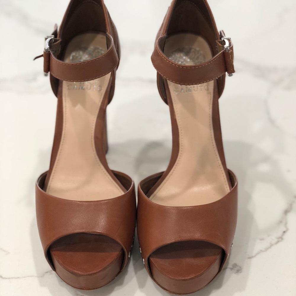 Platform shoes